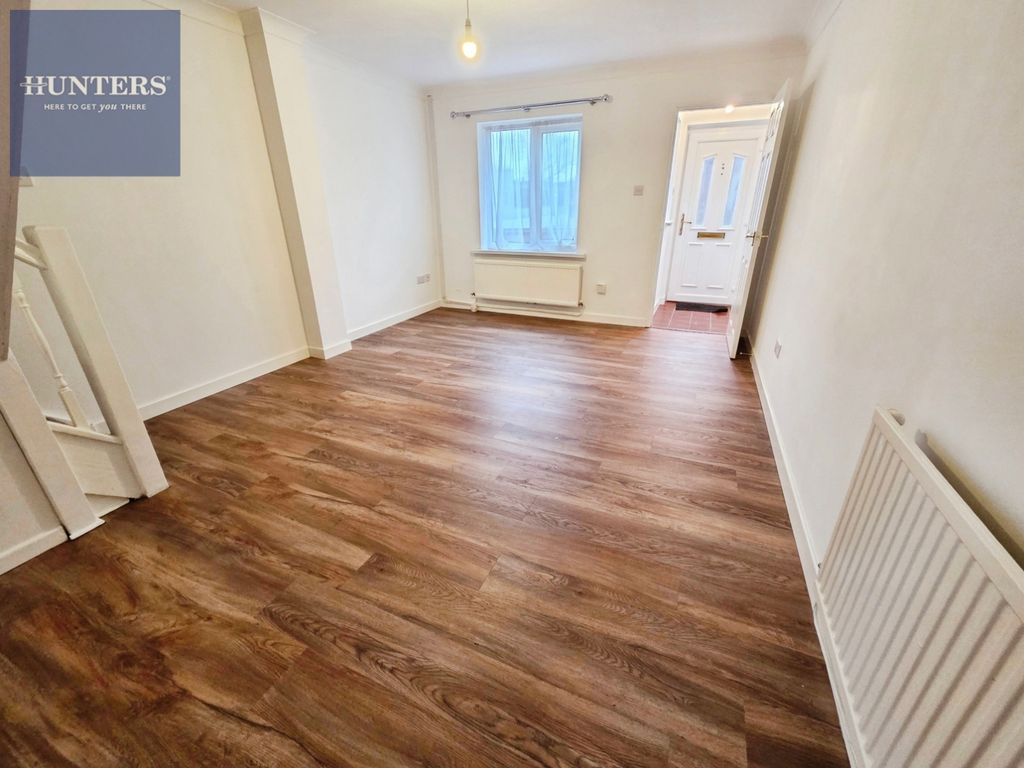 Property photo 2 of 9 Pbox-Img.Jpg