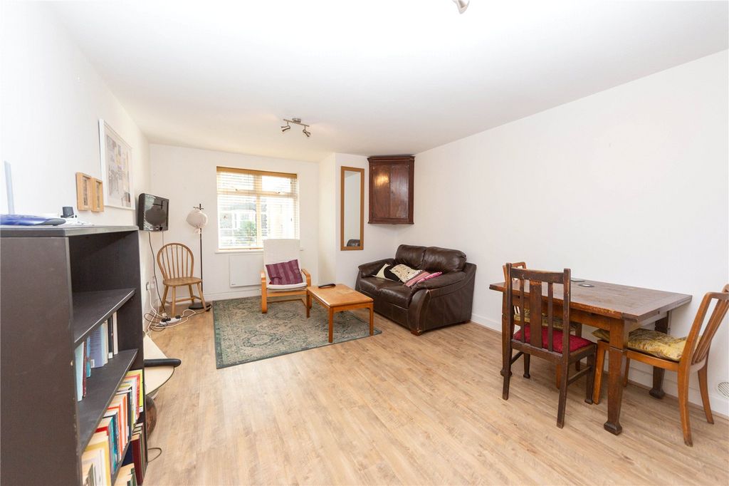 Property photo 2 of 11 Picture No. 11