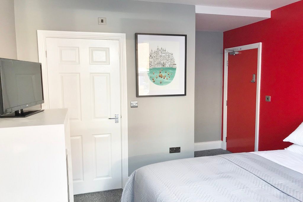 Property photo 2 of 6