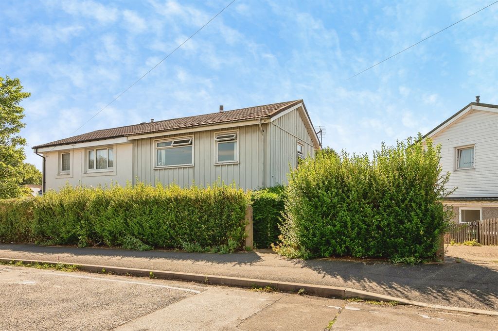 Property photo 1 of 20