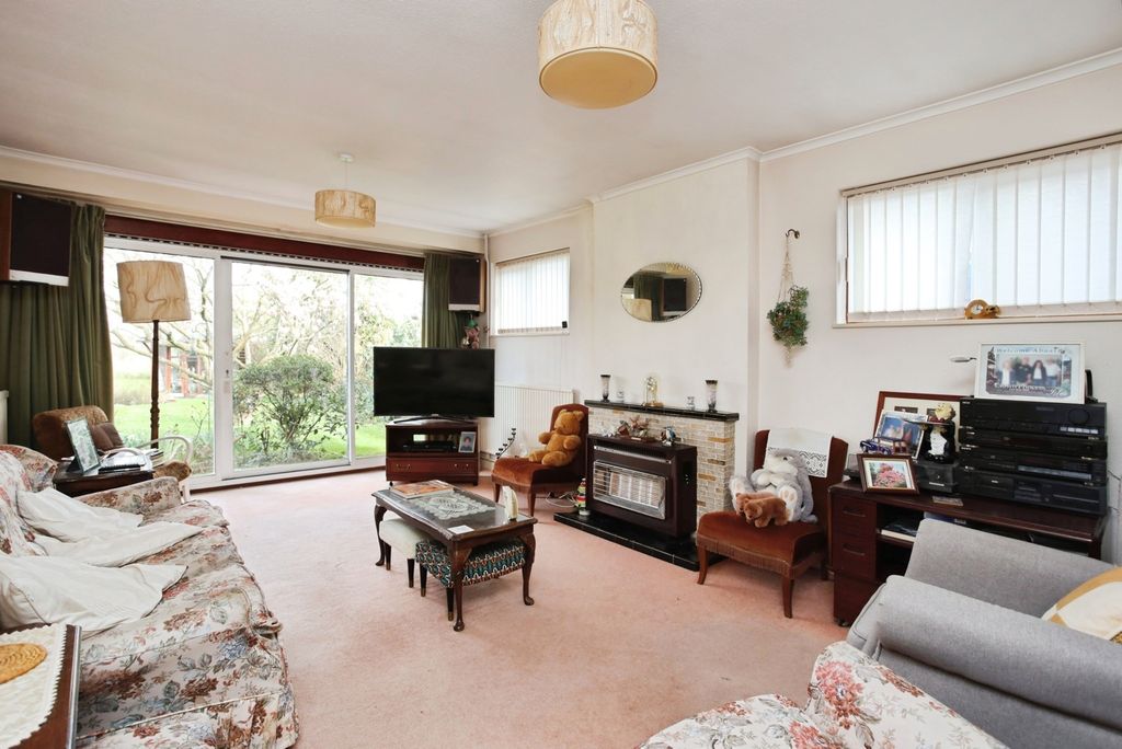 Property photo 2 of 19 Pbox-Img.Jpg