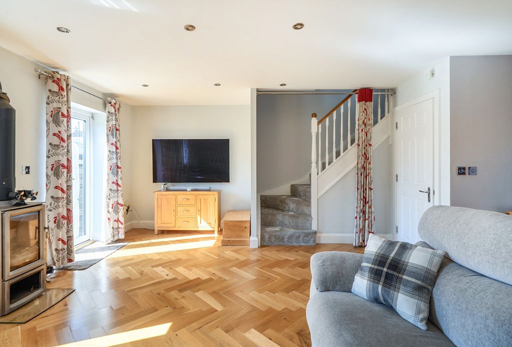 Property photo 2 of 23 1459128-6-6A1562c...