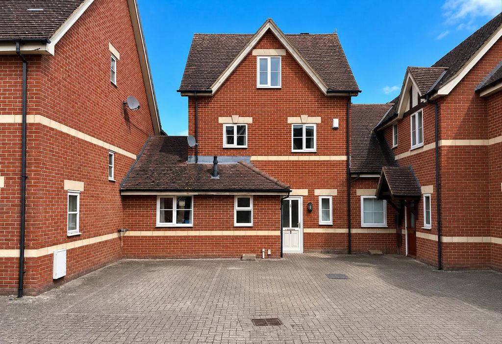 Property photo 1 of 19 E0169Cdf-649d-40B9-81B5-1207Cbc31A36.Png