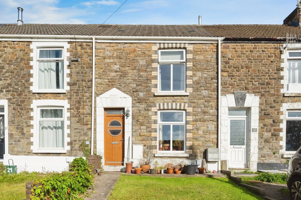 Property photo 1 of 17