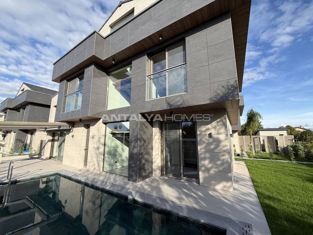 Property photo 3 of 36