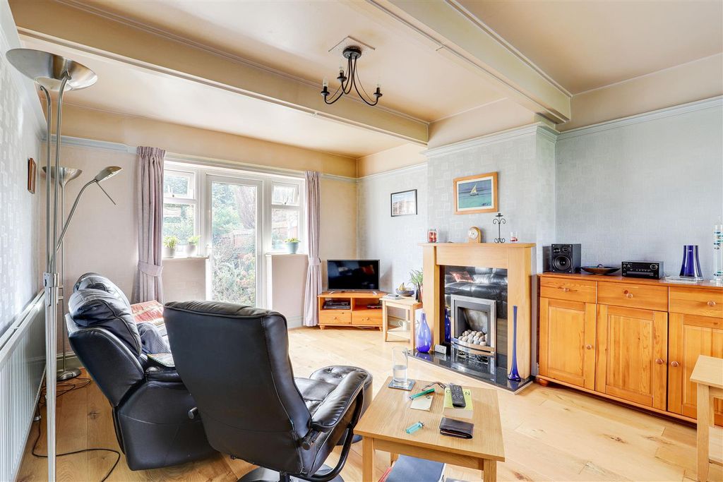 Property photo 2 of 21 5501.Jpg