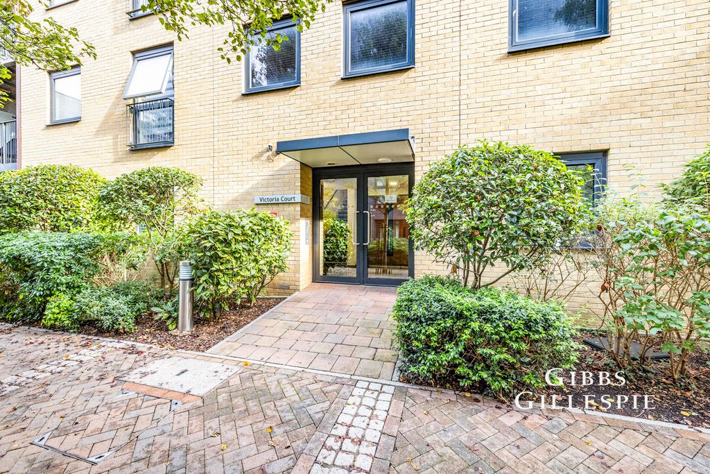 Property photo 1 of 10 Photo