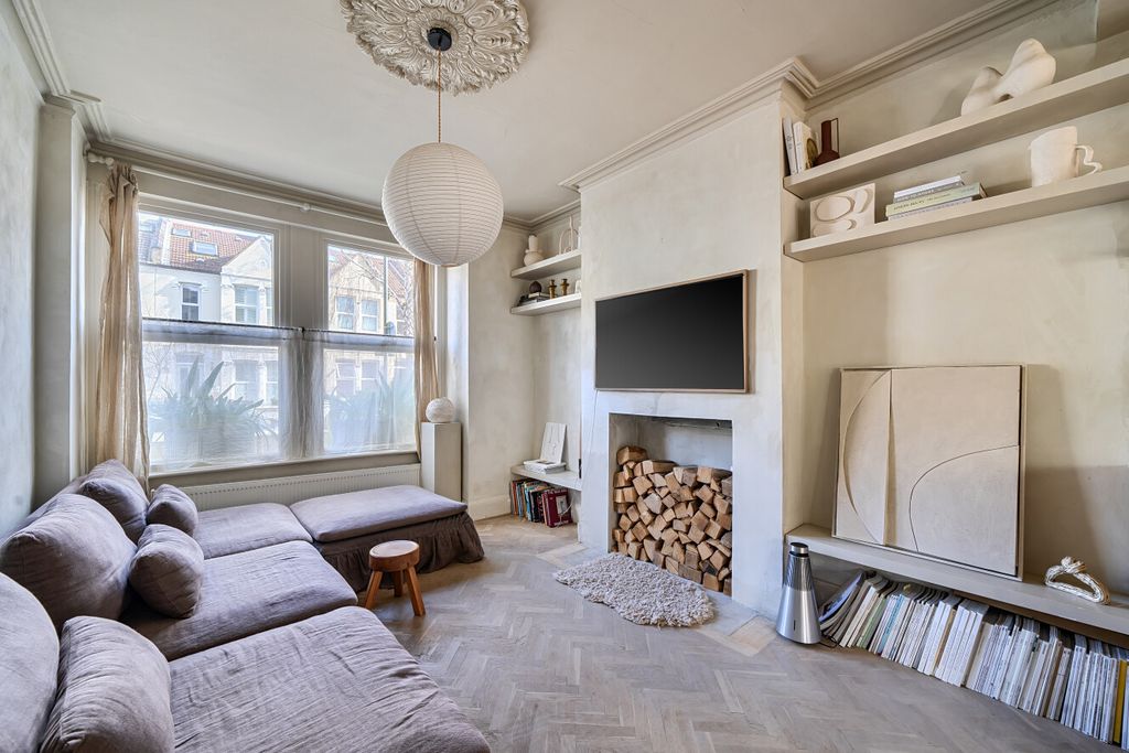 Property photo 2 of 17 1418531-2-699d9Bd...