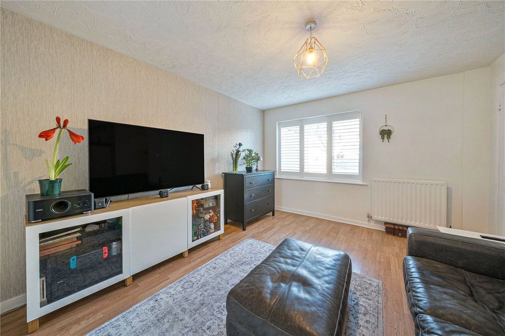 Property photo 2 of 10 Picture No. 22