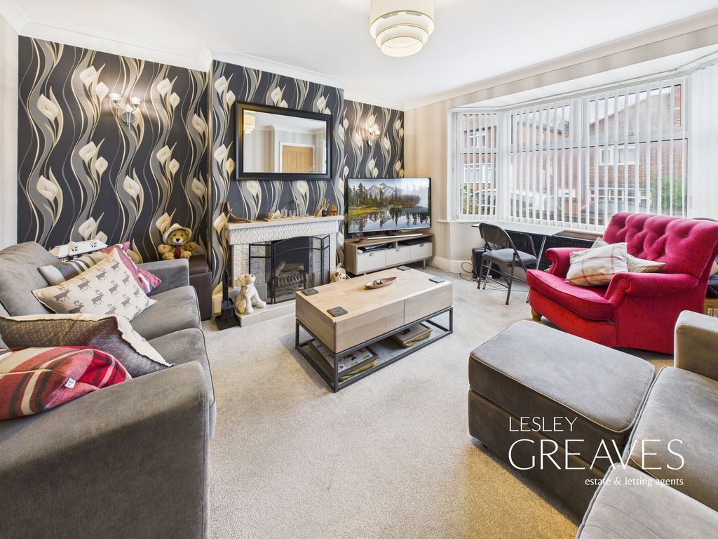 Property photo 2 of 12 Living Room