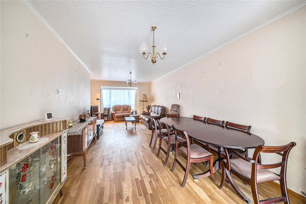 Property photo 3 of 20 Picture No. 11