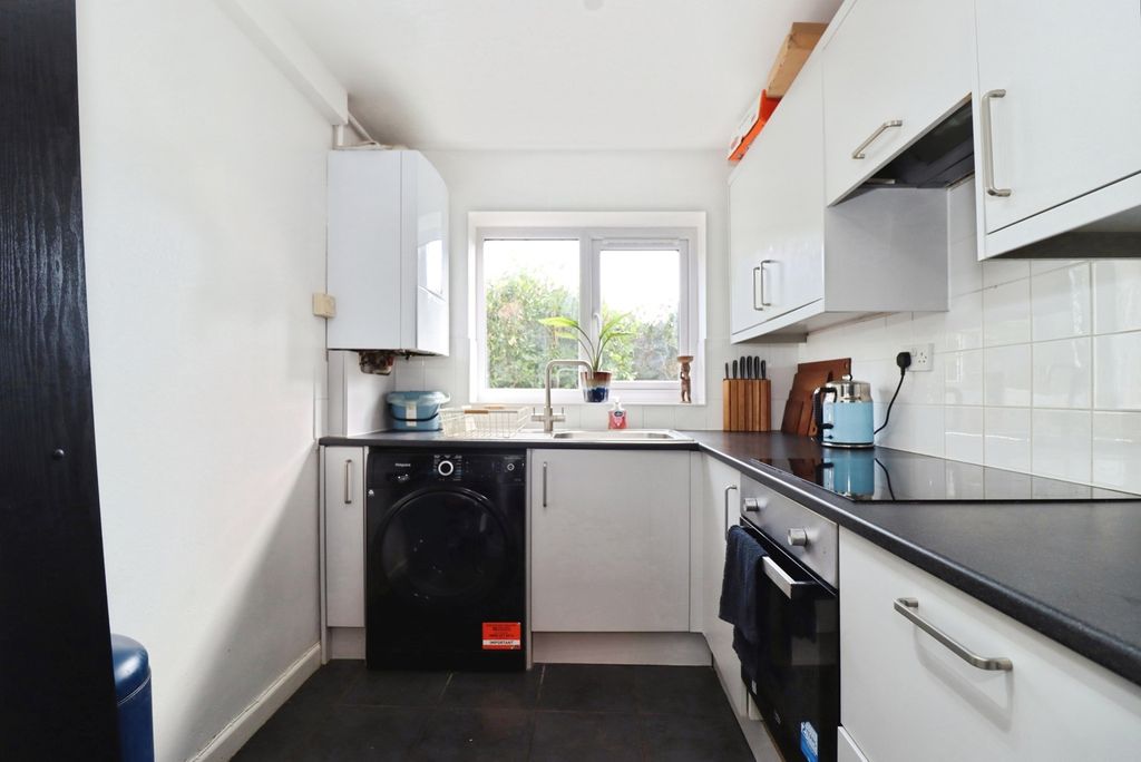 Property photo 3 of 14 Pbox-Img.Jpg