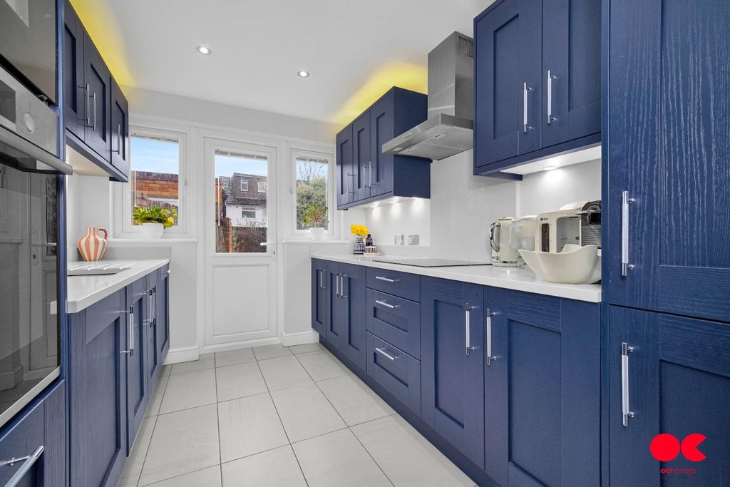 Property photo 2 of 38 Dsc03143.Jpg