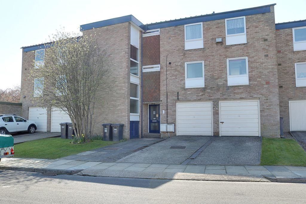 Property photo 1 of 18 Ewemove Harrogate Property Front