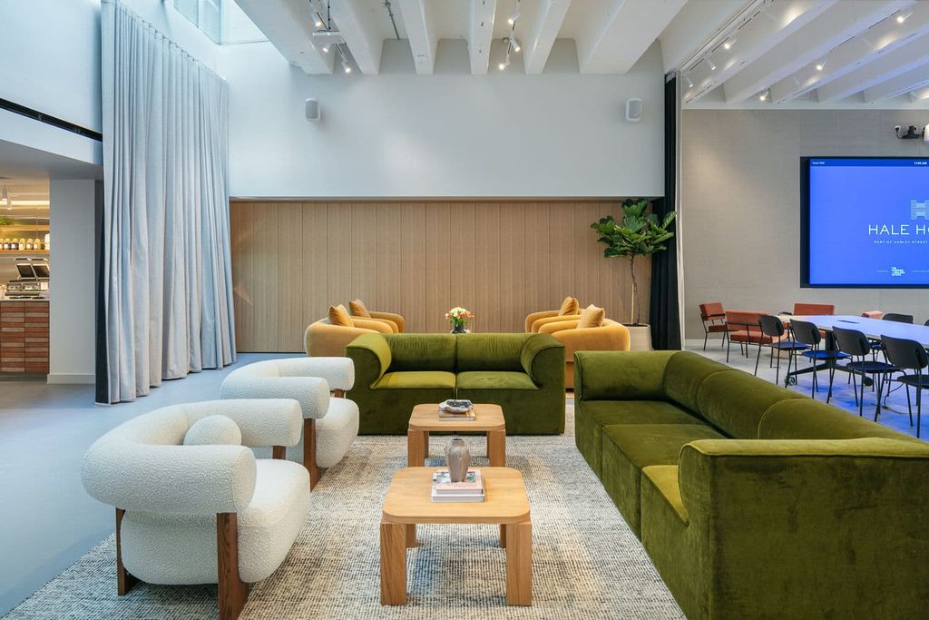 Property photo 2 of 7