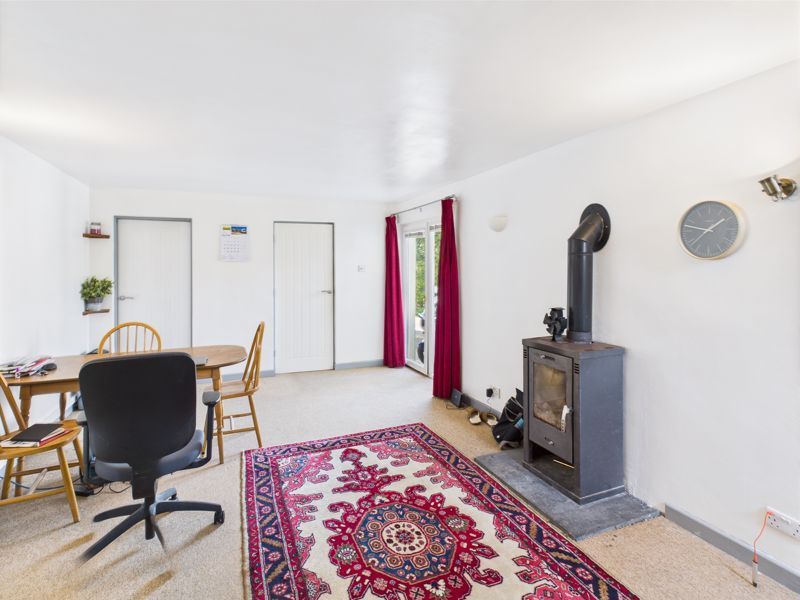 Property photo 2 of 9 Lounge/Dining Room