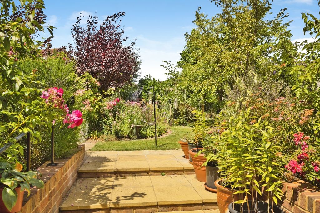 Property photo 2 of 16 Pbox-Img.Jpg