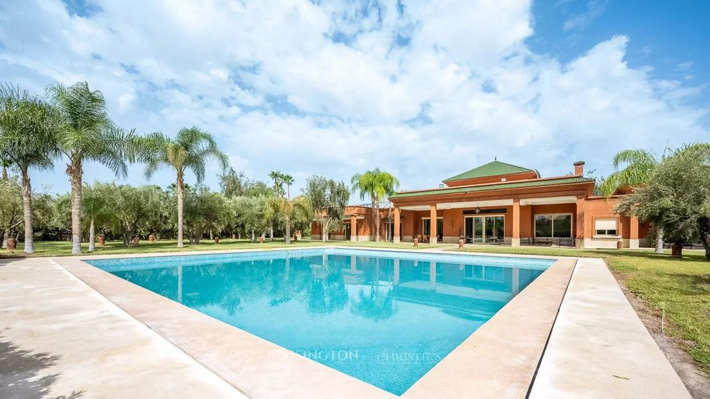 Property photo 2 of 29