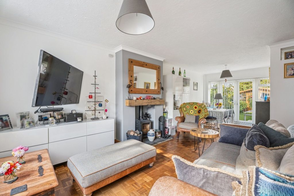 Property photo 3 of 17