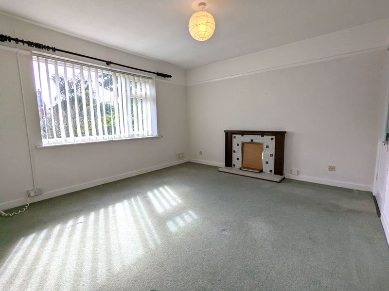 Property photo 2 of 17 Photo 12