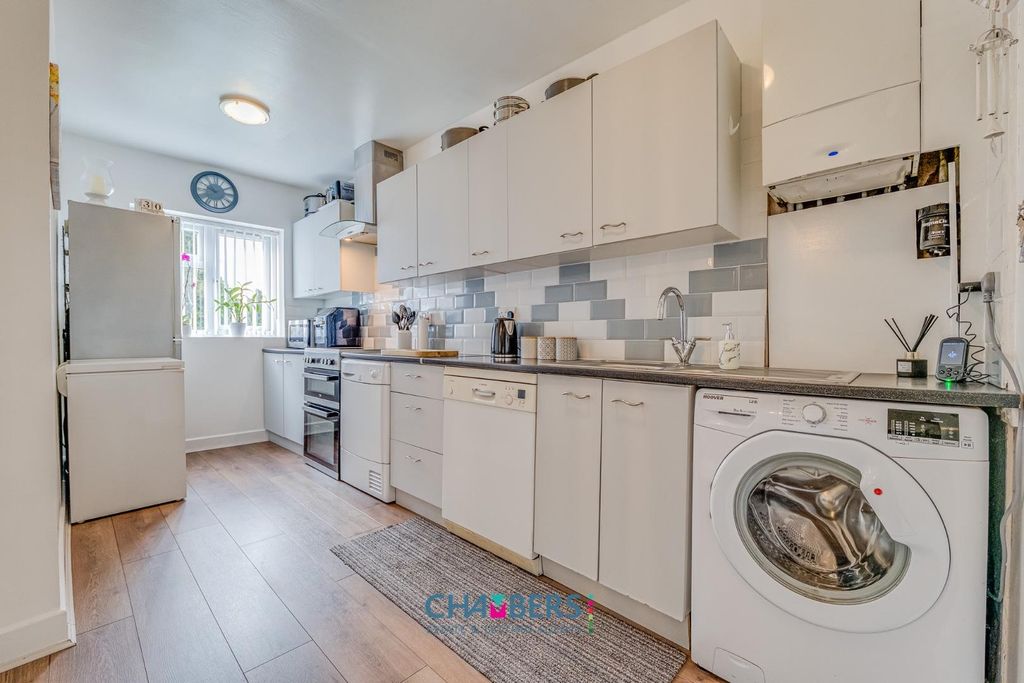 Property photo 3 of 43 Kitchen