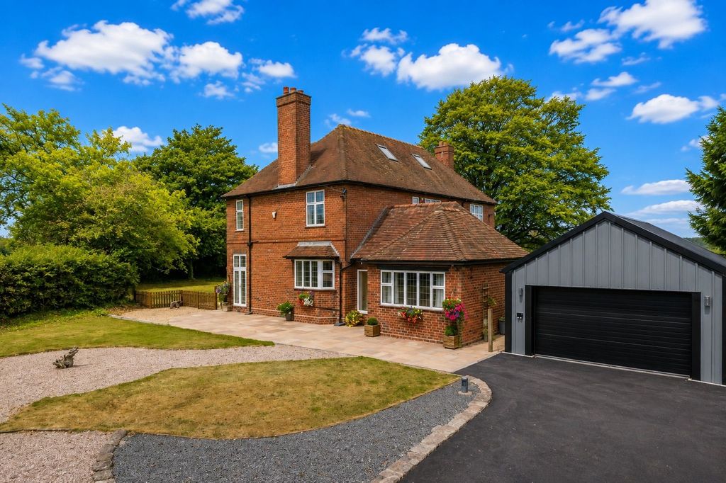 Property photo 3 of 53
