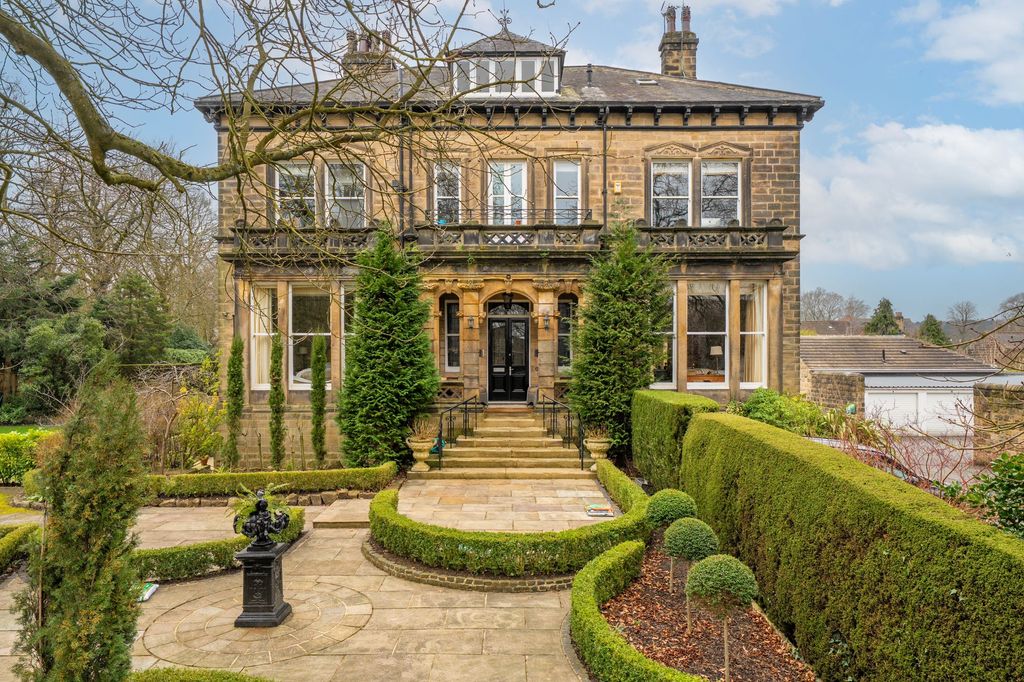 Property photo 1 of 24