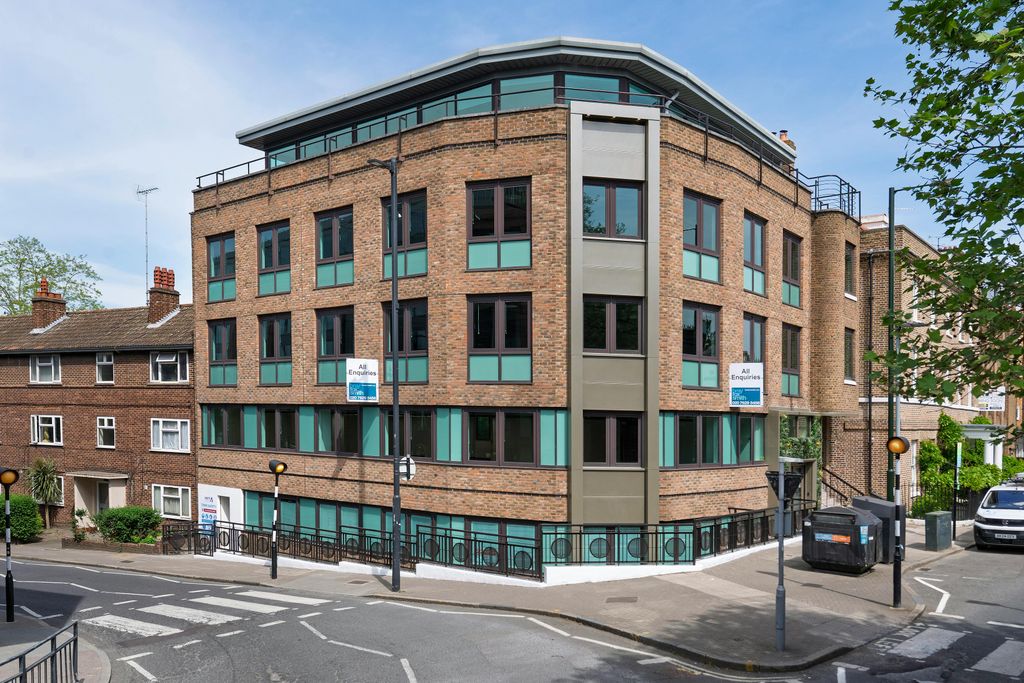 Property photo 1 of 5 Iw010525Gka010.Jpg