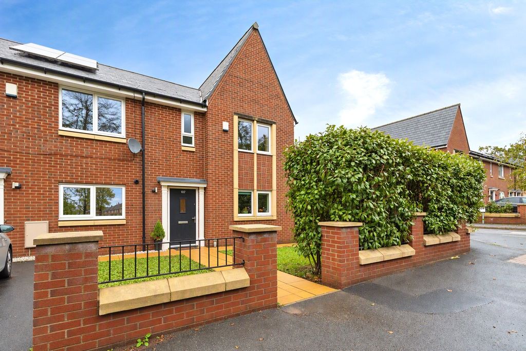 Property photo 1 of 27 Picture No. 32