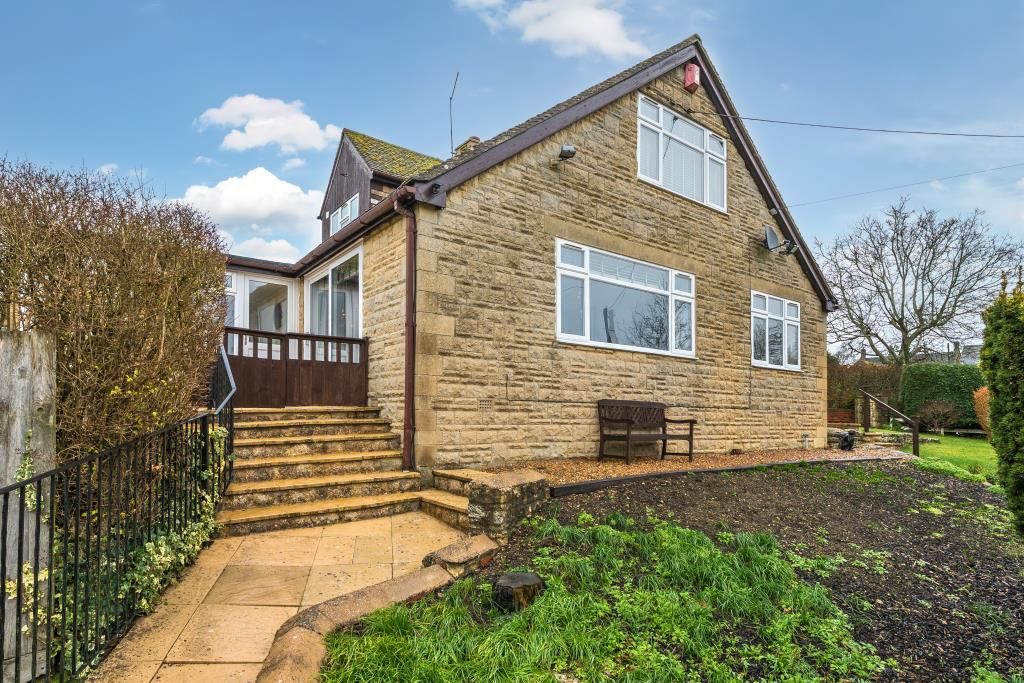 Property photo 3 of 26 Front Aspect