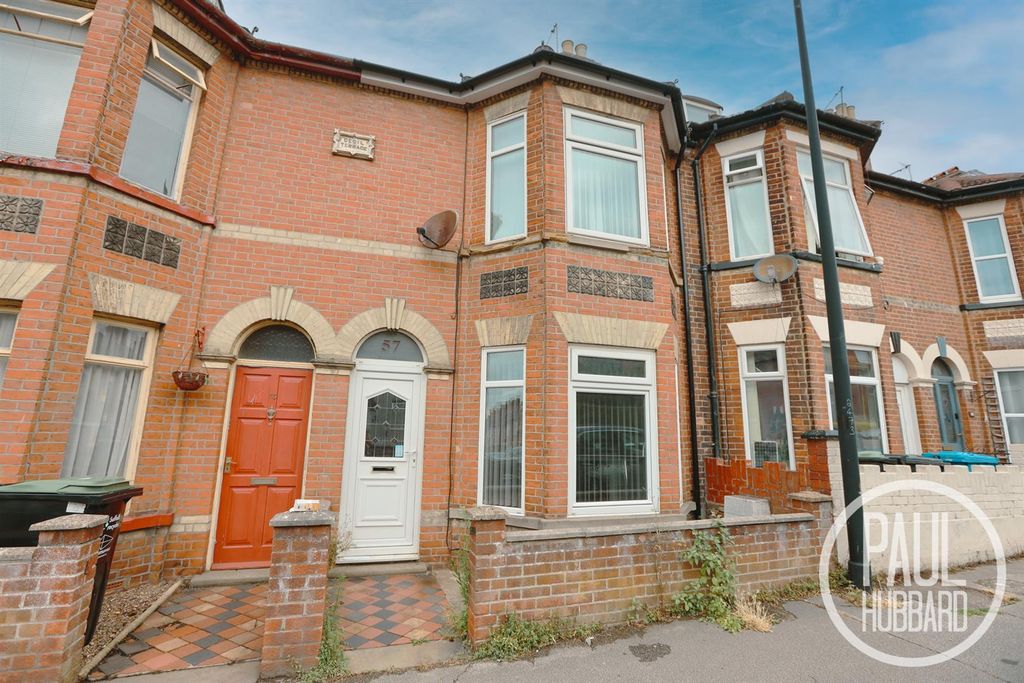 Property photo 1 of 17 7R5A2124-2.Png
