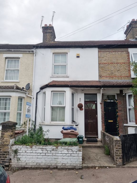 Property photo 1 of 1 3 Bed Terraced House To Rent Kent Road, Grays Rm17