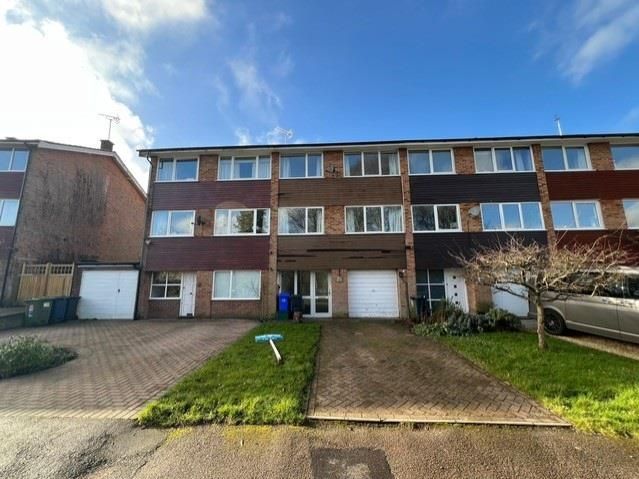 Property photo 1 of 21 Front Aspect