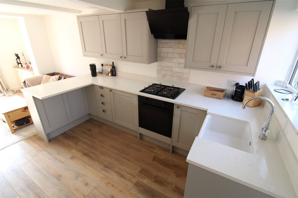 Property photo 2 of 11 Picture No. 09