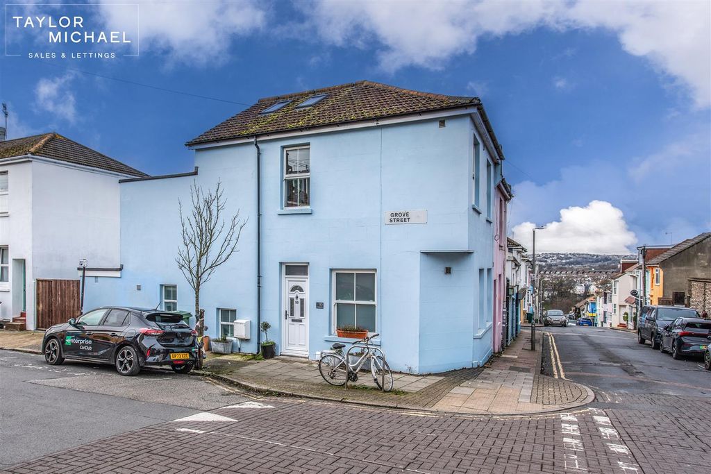 Property photo 2 of 3 Front