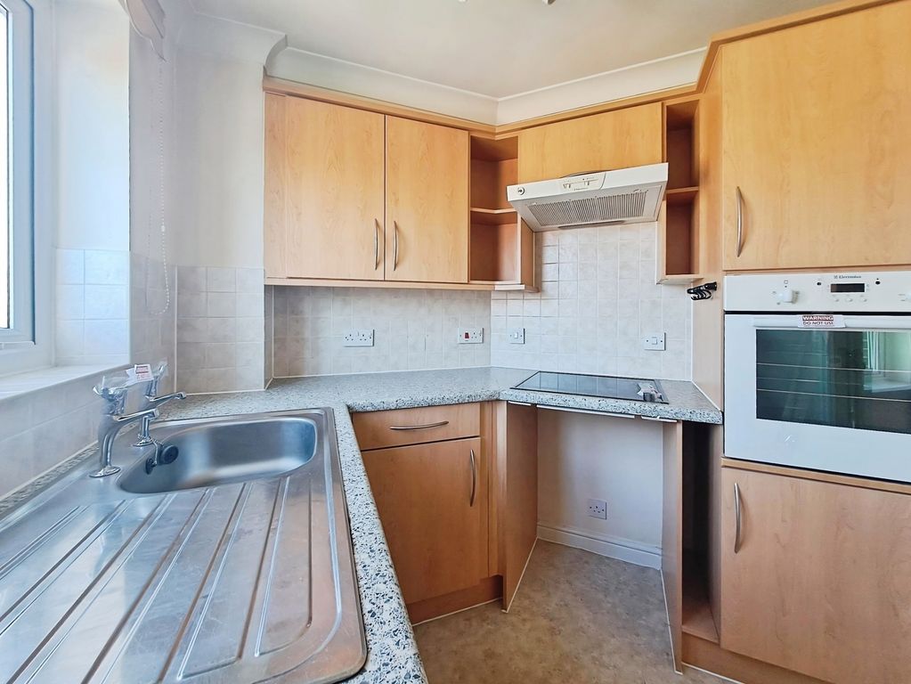 Property photo 3 of 10 Pbox-Img.Jpg