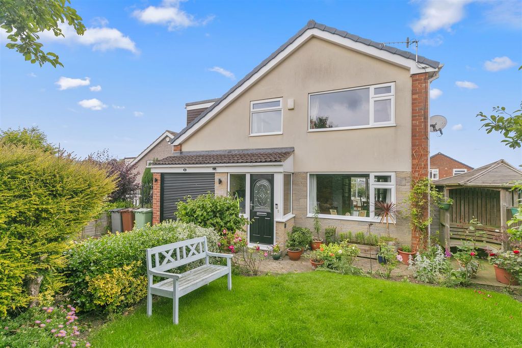 Property photo 1 of 34 St Davids Road