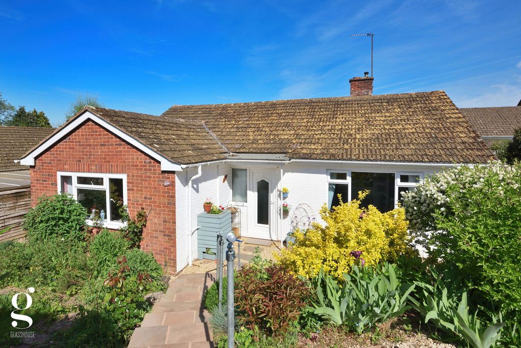 Property photo 2 of 34