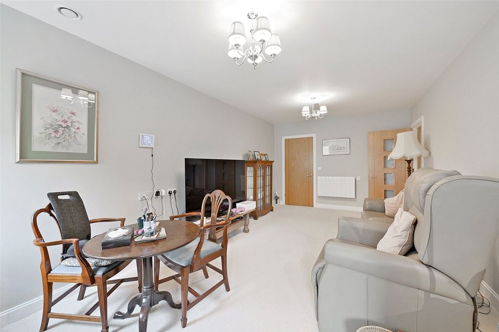Property photo 3 of 15 Picture No. 05