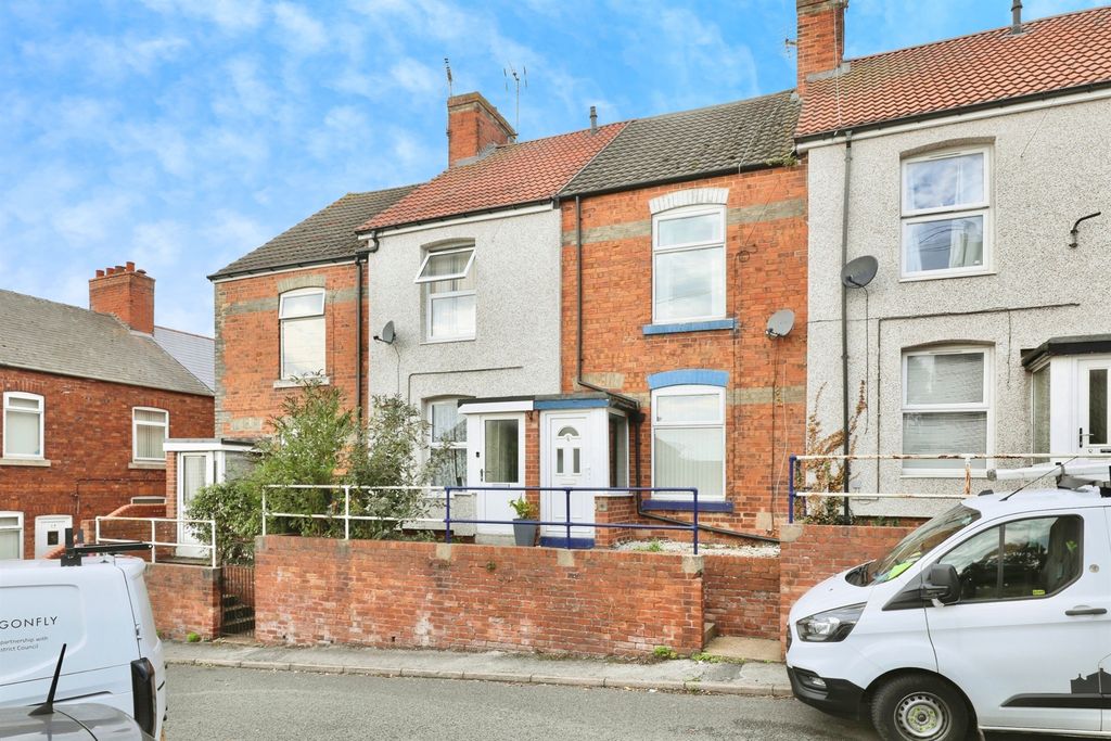 Property photo 1 of 19 Image