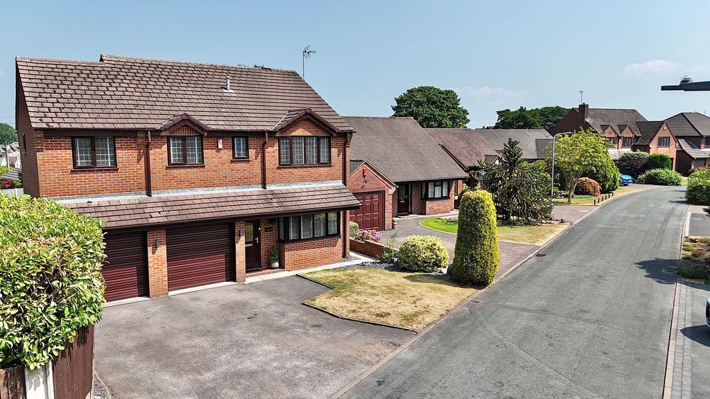 Property photo 1 of 35