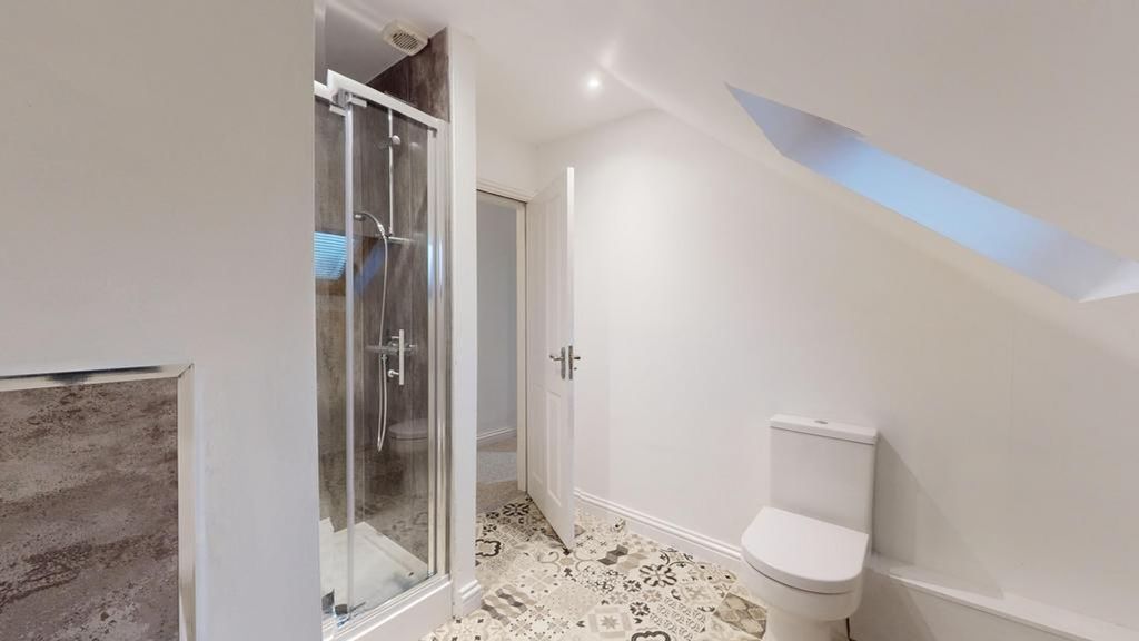 Property photo 2 of 22 A Modern And Clean Bathroom Featuring A Spacious S...