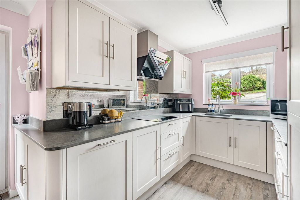 Property photo 3 of 20 Picture No. 71