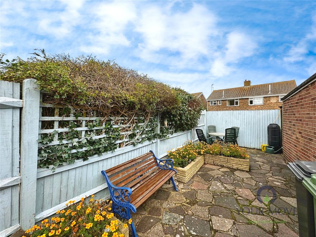 Property photo 2 of 23 Garden