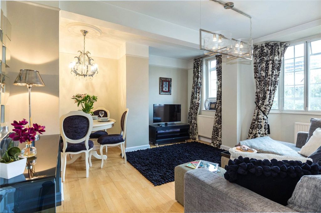 Property photo 1 of 15 Living Room