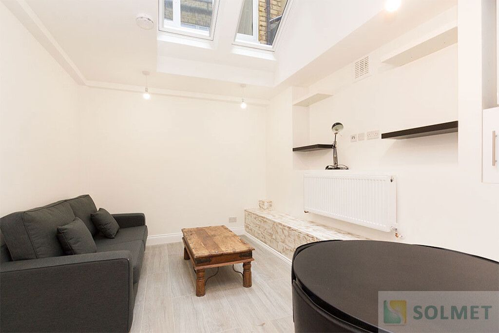 Property photo 3 of 8 3