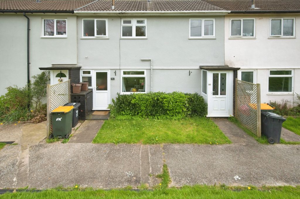 Property photo 1 of 20 Front