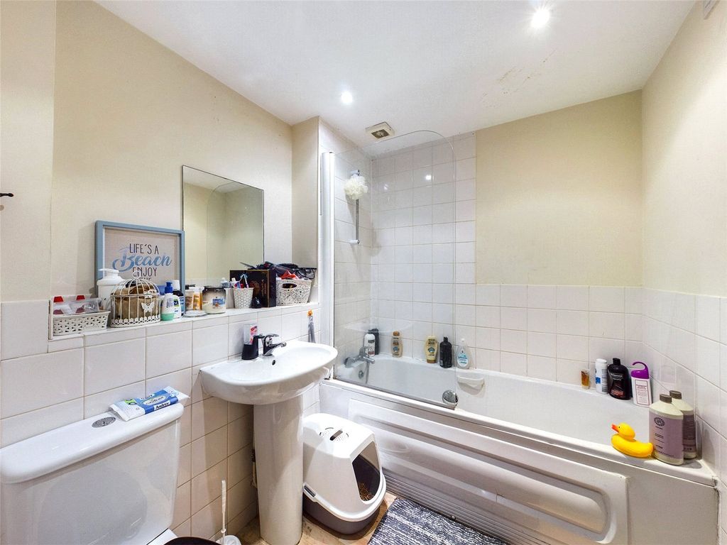 Property photo 3 of 6 Picture No. 08