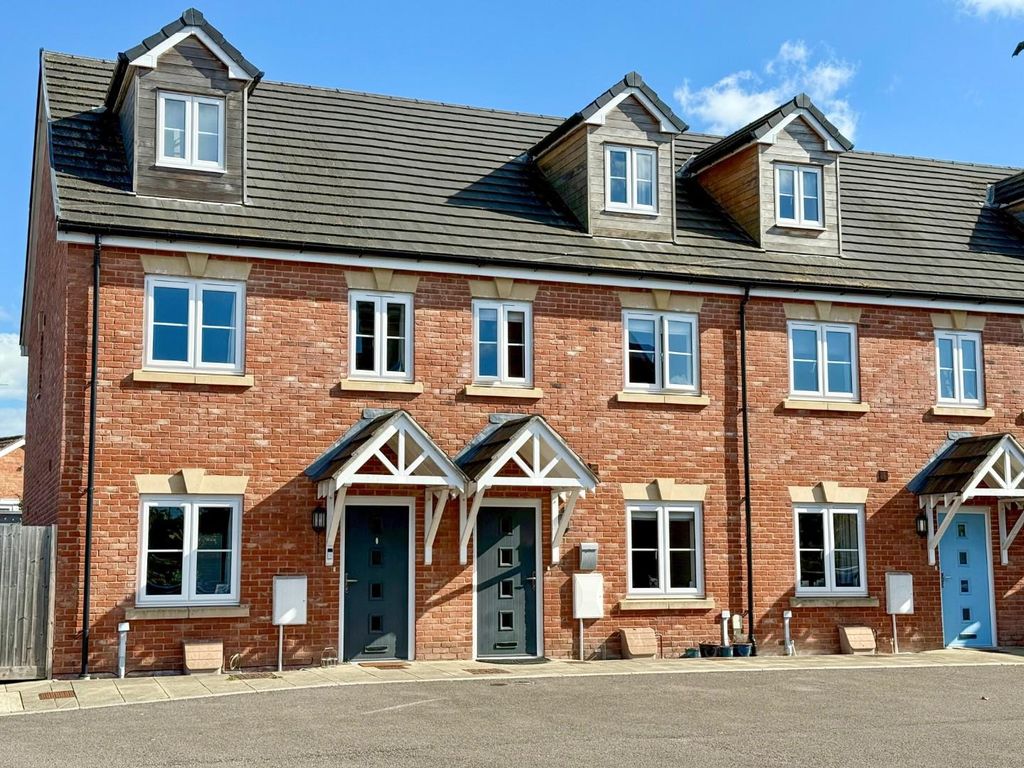 Property photo 1 of 18 Image00015.Jpeg