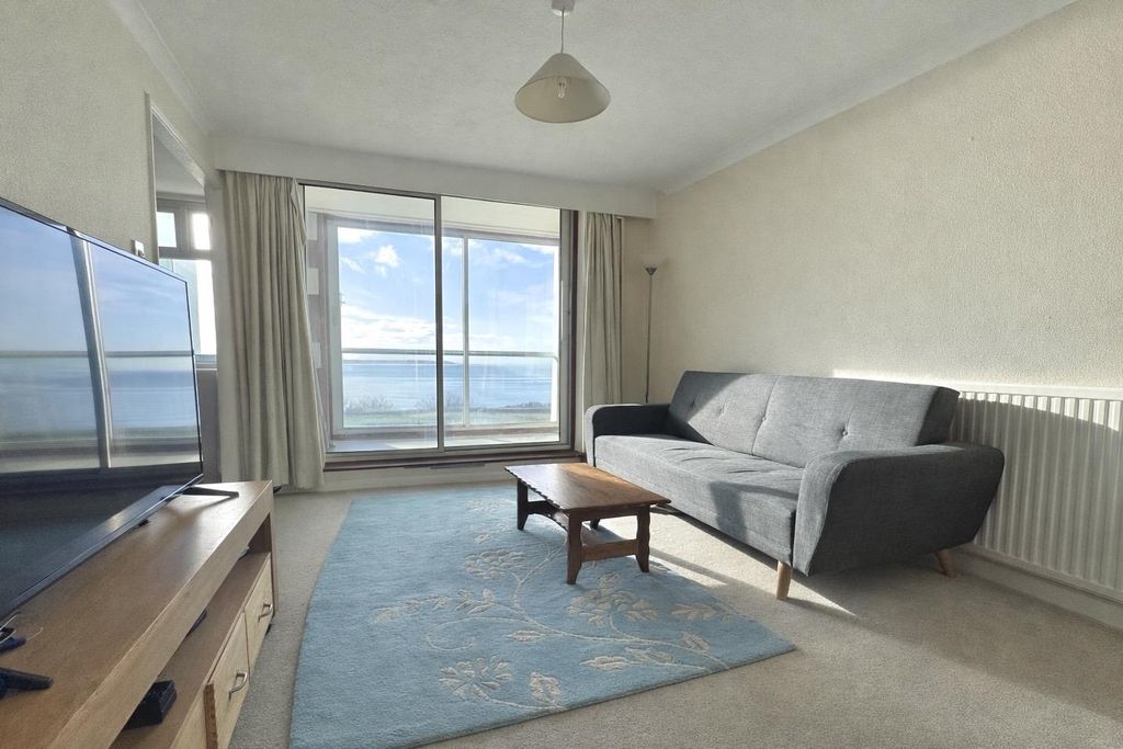 Property photo 2 of 6 Df30Ac81-Cb99-470F-A8D7-CE919Aaf891D.Jpg